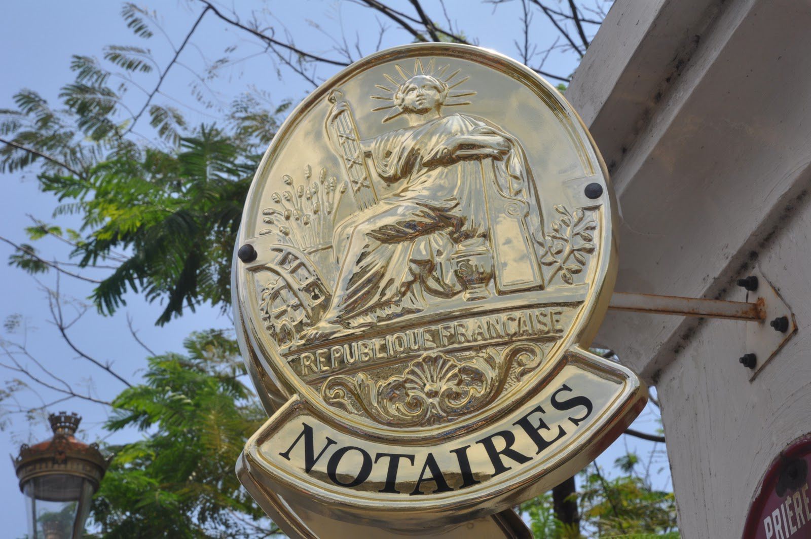 Why Clients Trust Our Notarial Office
